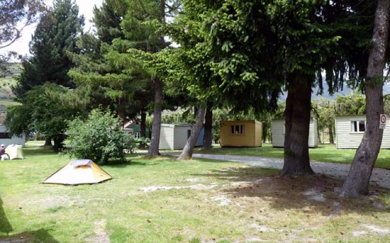 Glenorchy Holiday Park Full Service Camp New Zealand